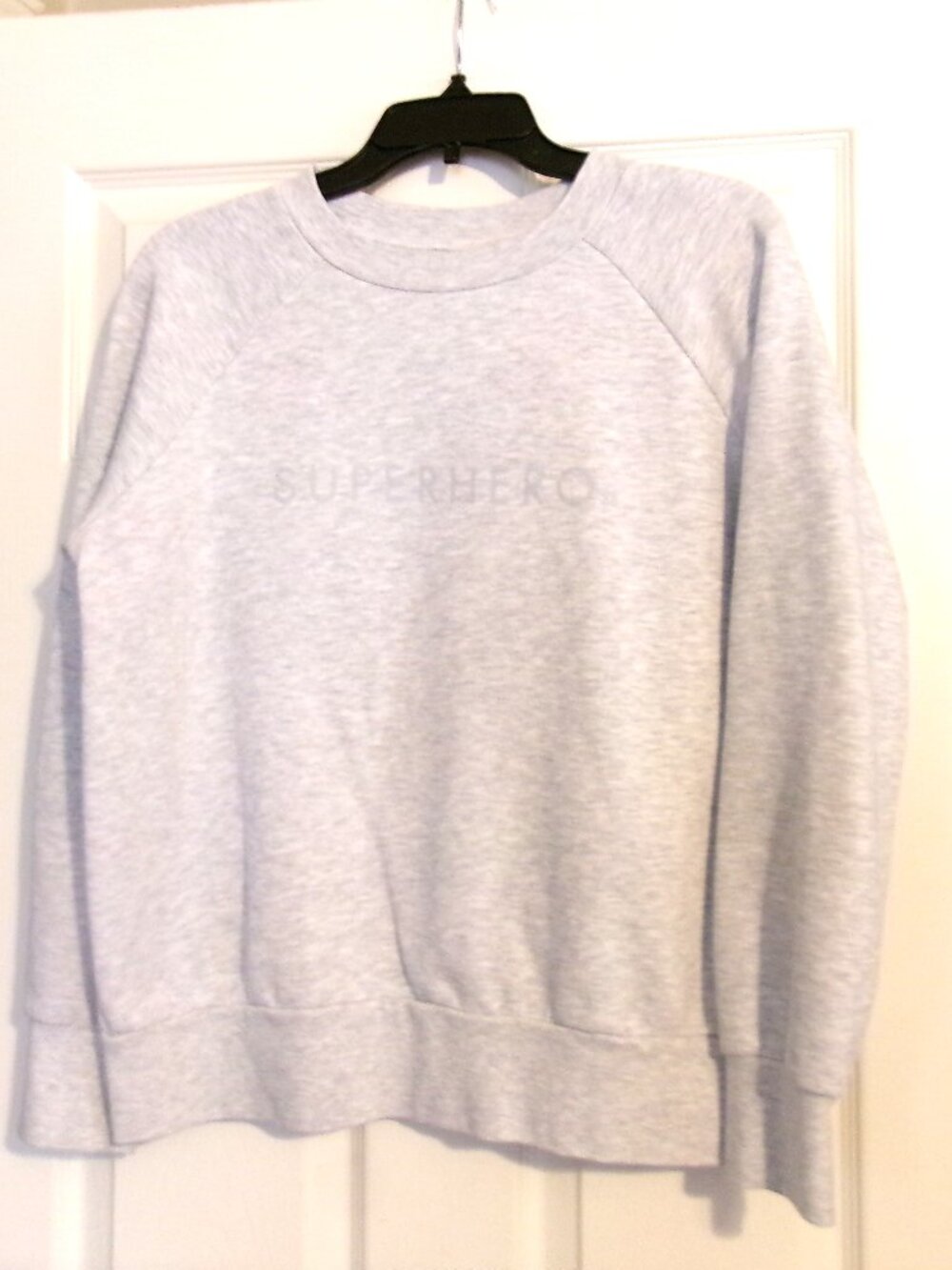 SWEATY BETTY LONDON "Super Hero" Light Gray Sweatshirt Size M